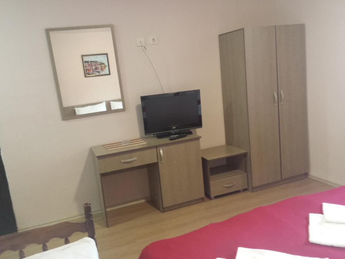 Guest House Ginek Ohrid Kamer foto