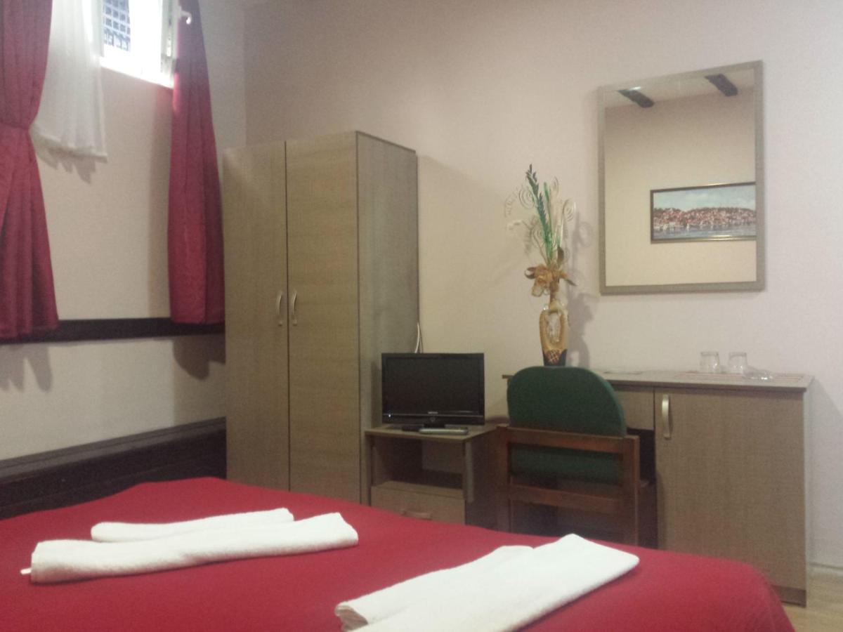 Guest House Ginek Ohrid Kamer foto